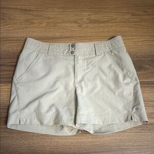 Columbia Tan Cargo Shorts Lightweight Relaxed Fit